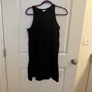 GAP Black Sleeveless Tiered Dress